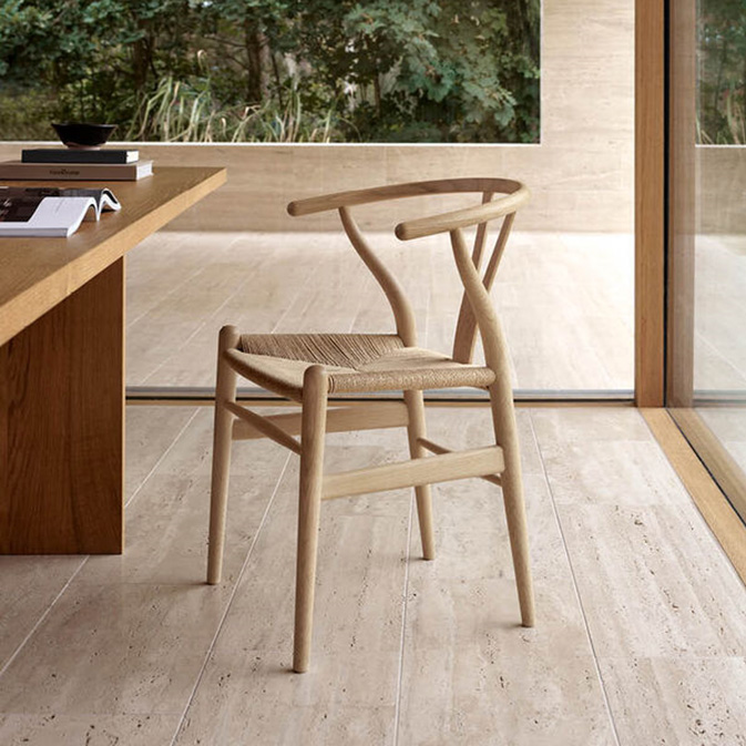 Carl Hansen & Søn Exclusive Offer | Sapphire Spaces